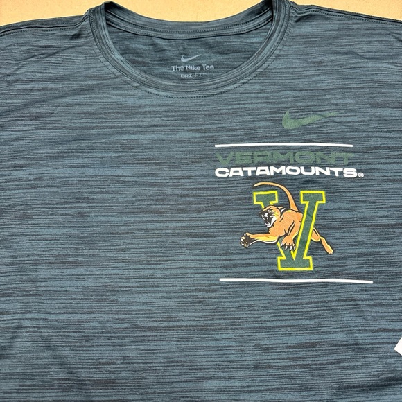 New Men’s Nike Vermont Catamounts Dri-Fit Long Sleeve T-shirt Tee Shirt Men XL - Picture 2 of 7
